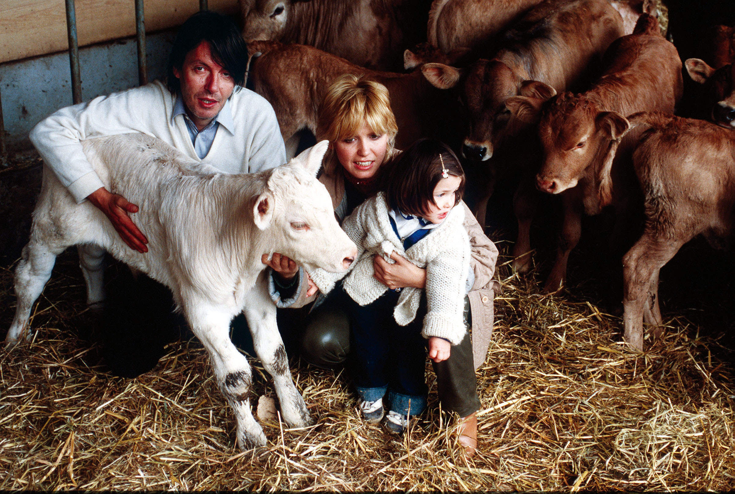 Fabrizio DE ANDRE' con la moglie Dori GHEZZI e la figlia